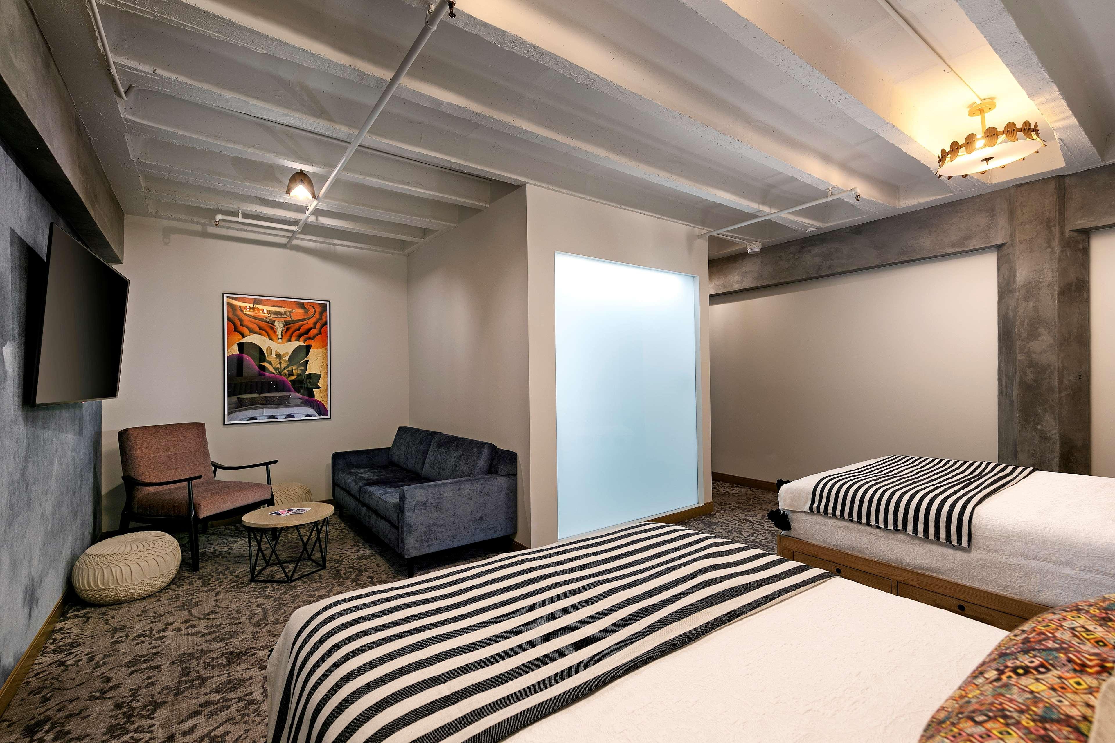 The Wayfarer Downtown La, Tapestry Collection By Hilton Hotel