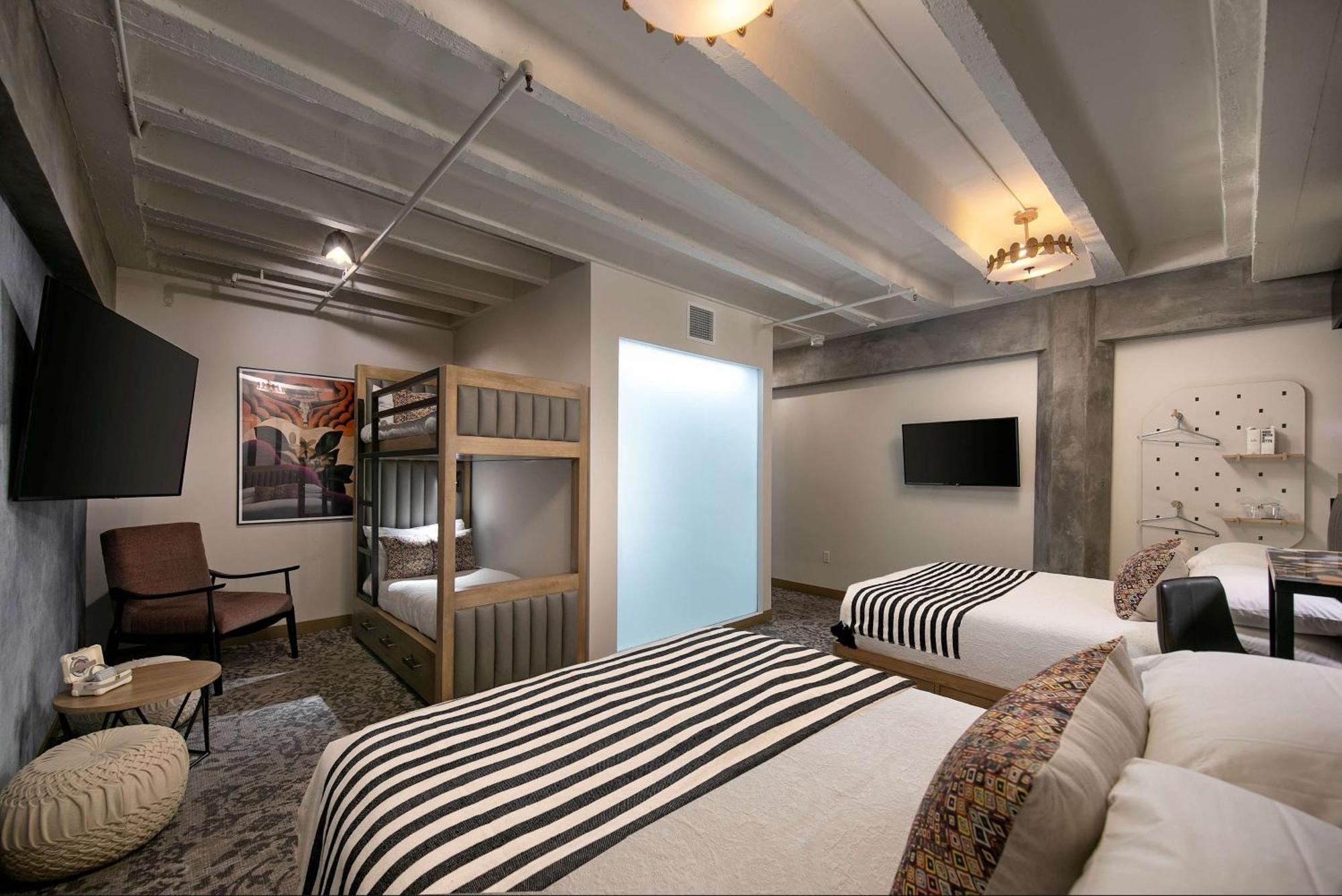 The Wayfarer Downtown La, Tapestry Collection By Hilton 4*