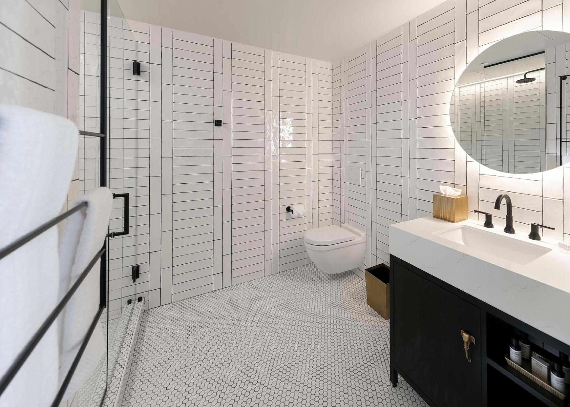 Hotel The Wayfarer Downtown La, Tapestry Collection By Hilton 4*