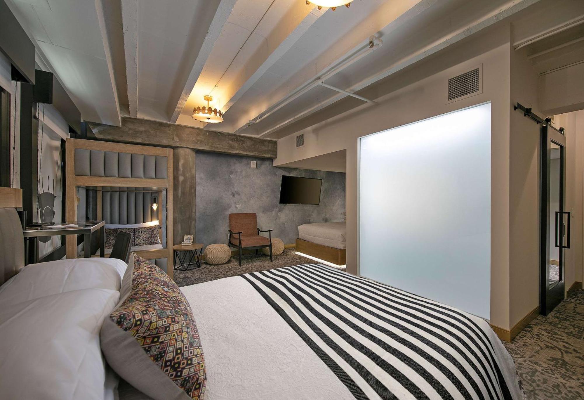 The Wayfarer Downtown La, Tapestry Collection By Hilton 4*